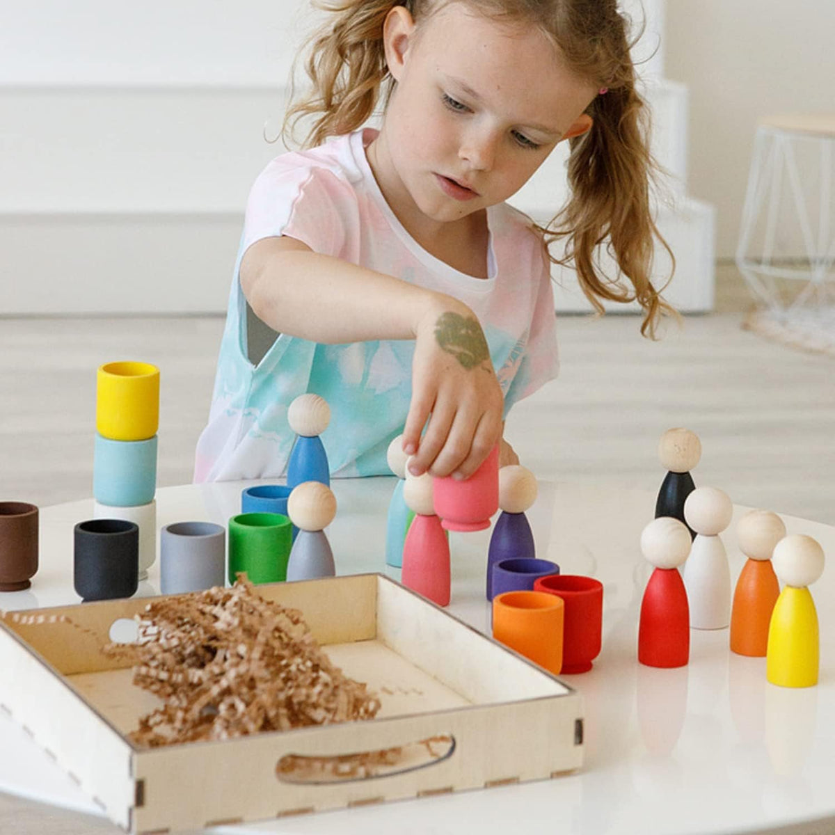 Peg Dolls in Cups 12 Colors 1+