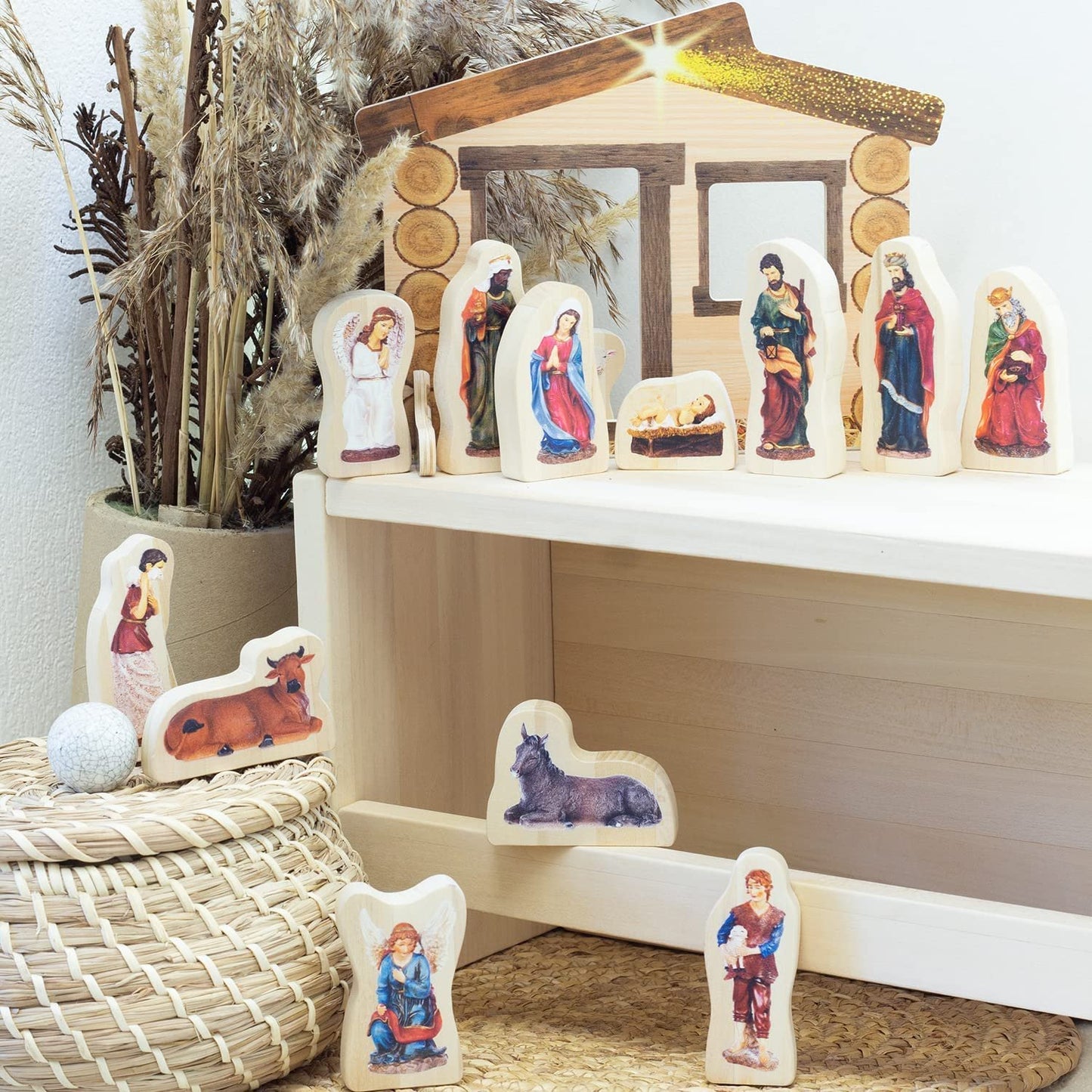 Ulanik Nativity Set Souvenir Wooden Figurines Christmas Story Decoration Manger Scene for Home Decor Indoor Display
